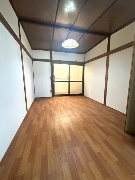 2DK house in Takaishi, Osaka - Photo 1