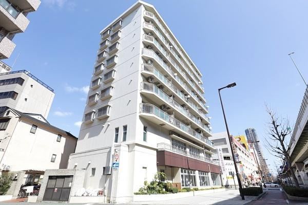 3LDK apartment in Minato Ward, Osaka - Photo 1