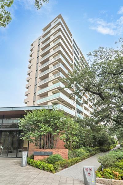 3LDK apartment in Kita Ward, Tokyo - Photo 1