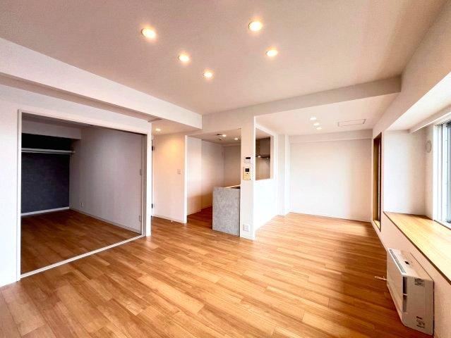 3LDK apartment in Ebetsu, Hokkaido - Photo 1