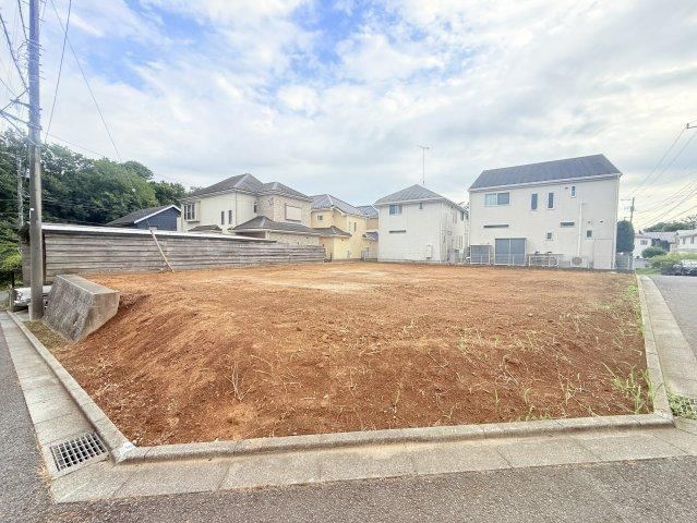 327 m² land in Machida, Tokyo - Photo 1