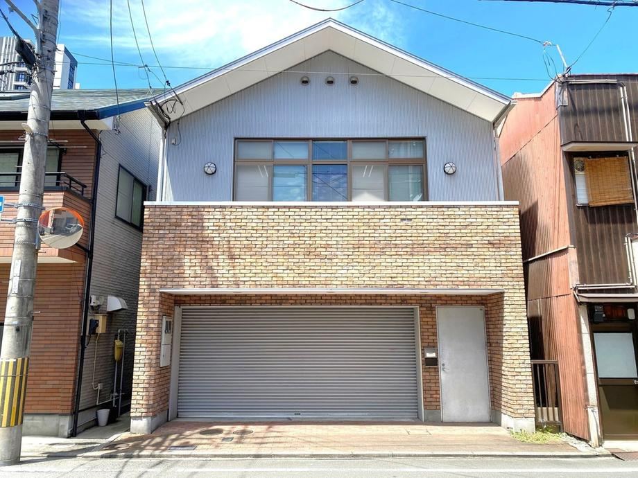 149 m² house in Matsuyama, Ehime - Photo 1