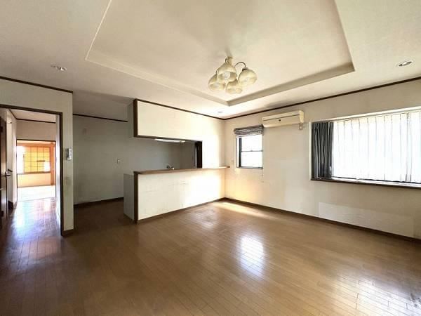 4LDK+S house in Hanamigawa Ward, Chiba - Photo 1
