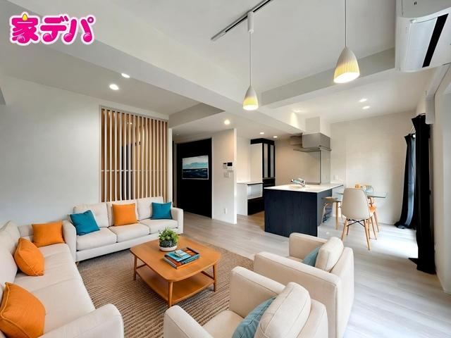 2LDK apartment in Toyohashi, Aichi - Photo 1
