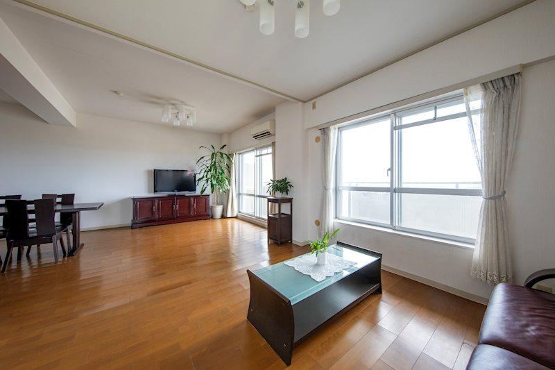 3LDK apartment in Takatsuki, Osaka - Photo 1