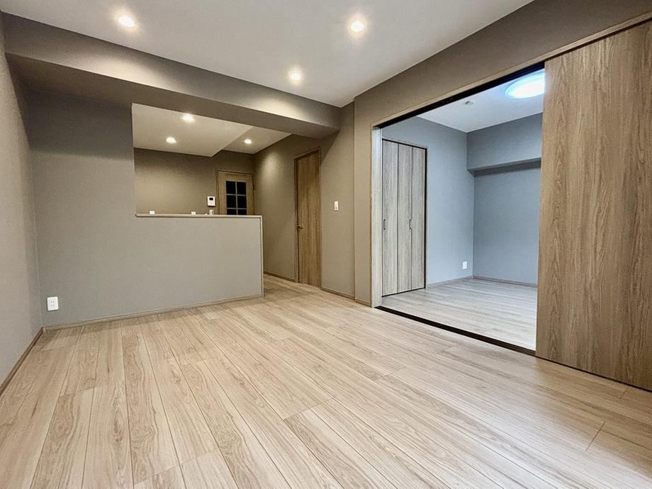 3LDK apartment in Ichikawa, Chiba - Photo 1