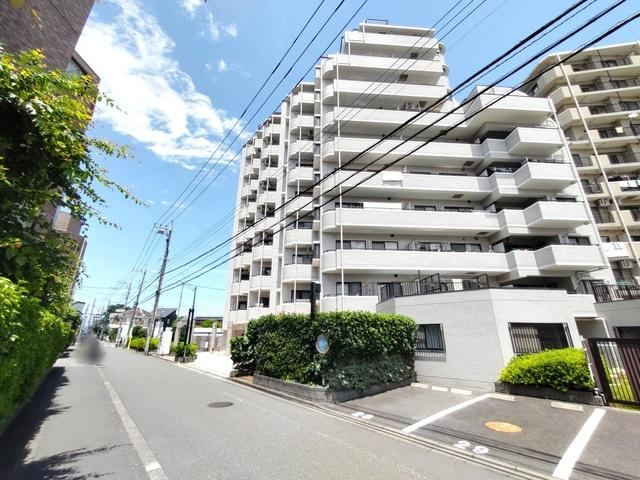 3LDK apartment in Kodaira, Tokyo - Photo 1