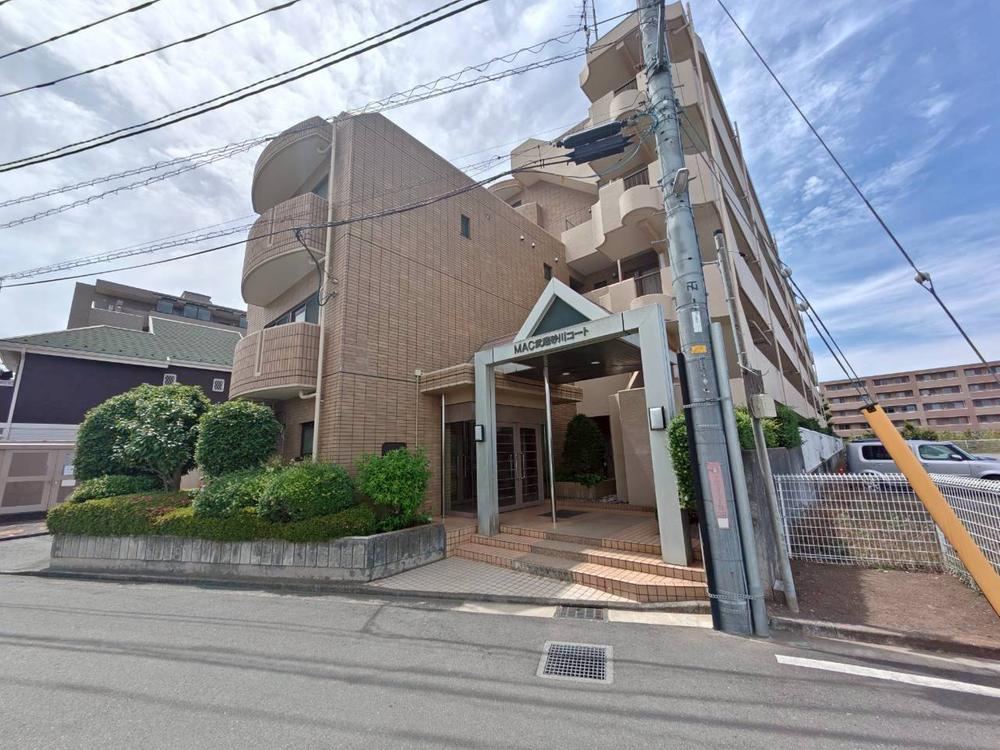 2LDK apartment in Tachikawa, Tokyo - Photo 1