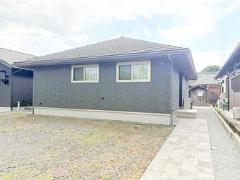 2LDK+S house in Kameyama