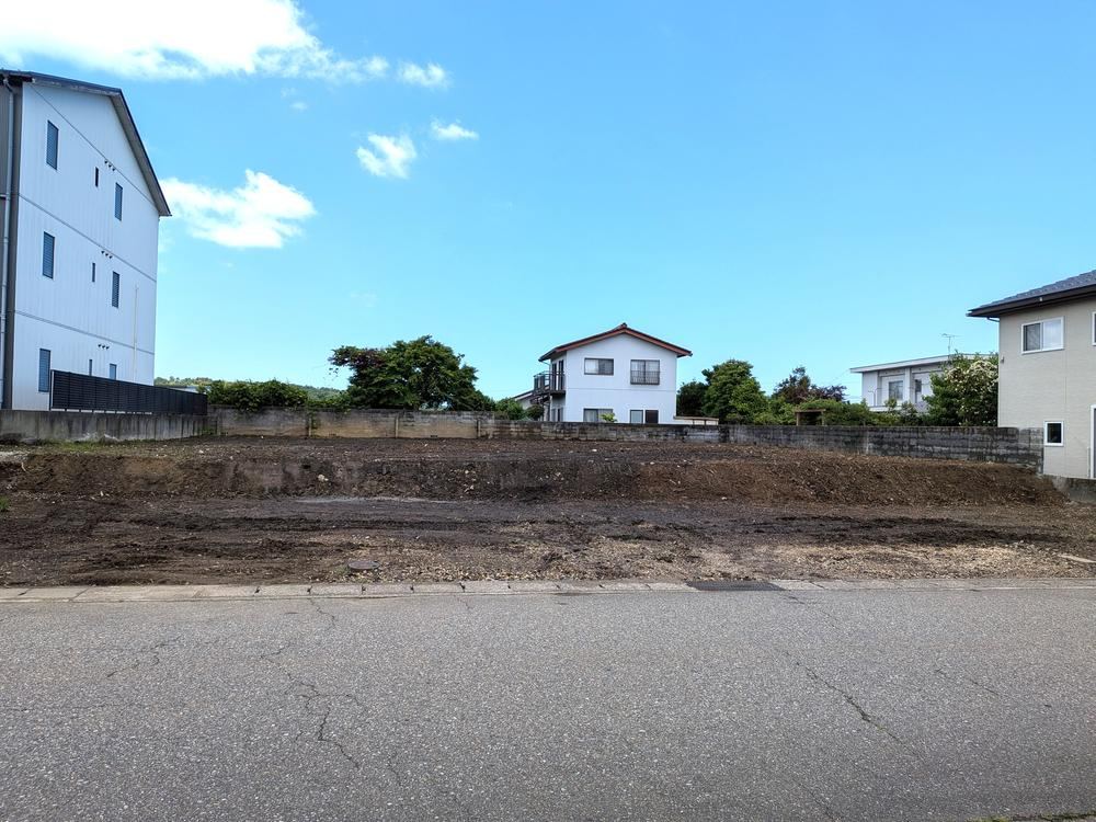 254 m² land in Kanazawa, Ishikawa - Photo 1