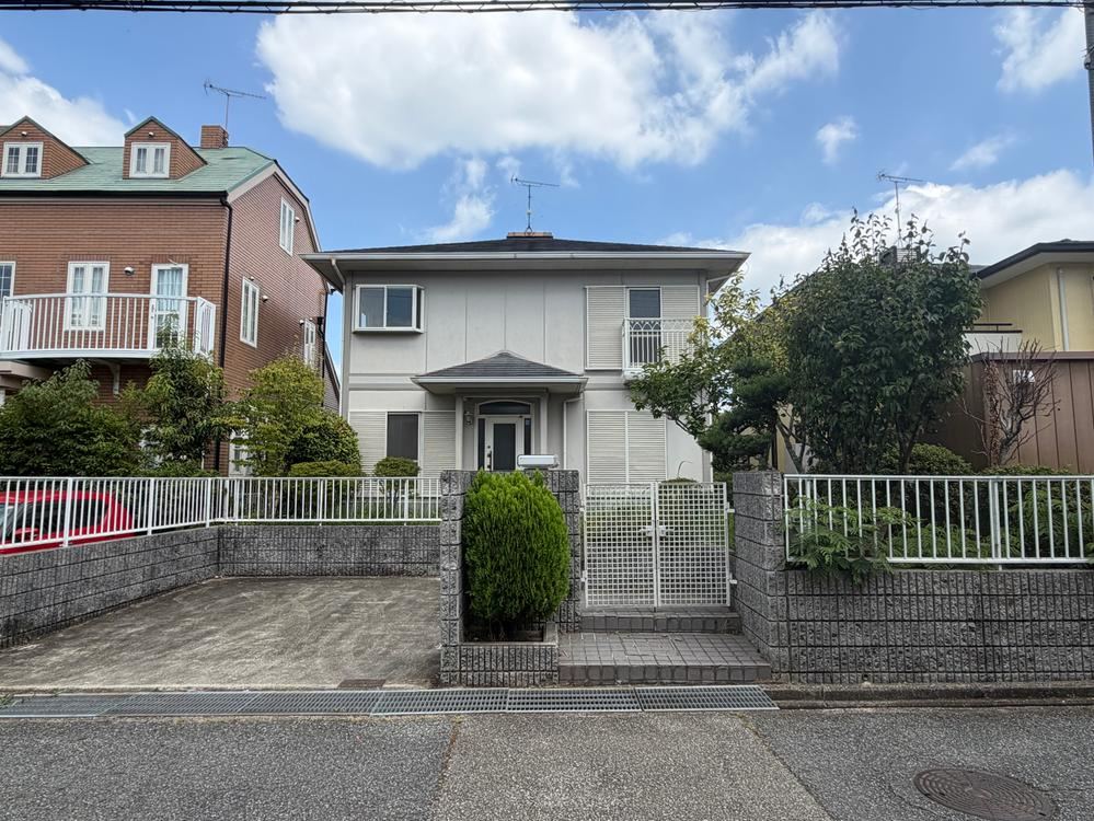 4LDK house in Kita Ward, Kobe, Hyogo - Photo 1
