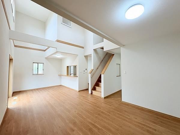 4LDK house in Izumi, Osaka - Photo 1