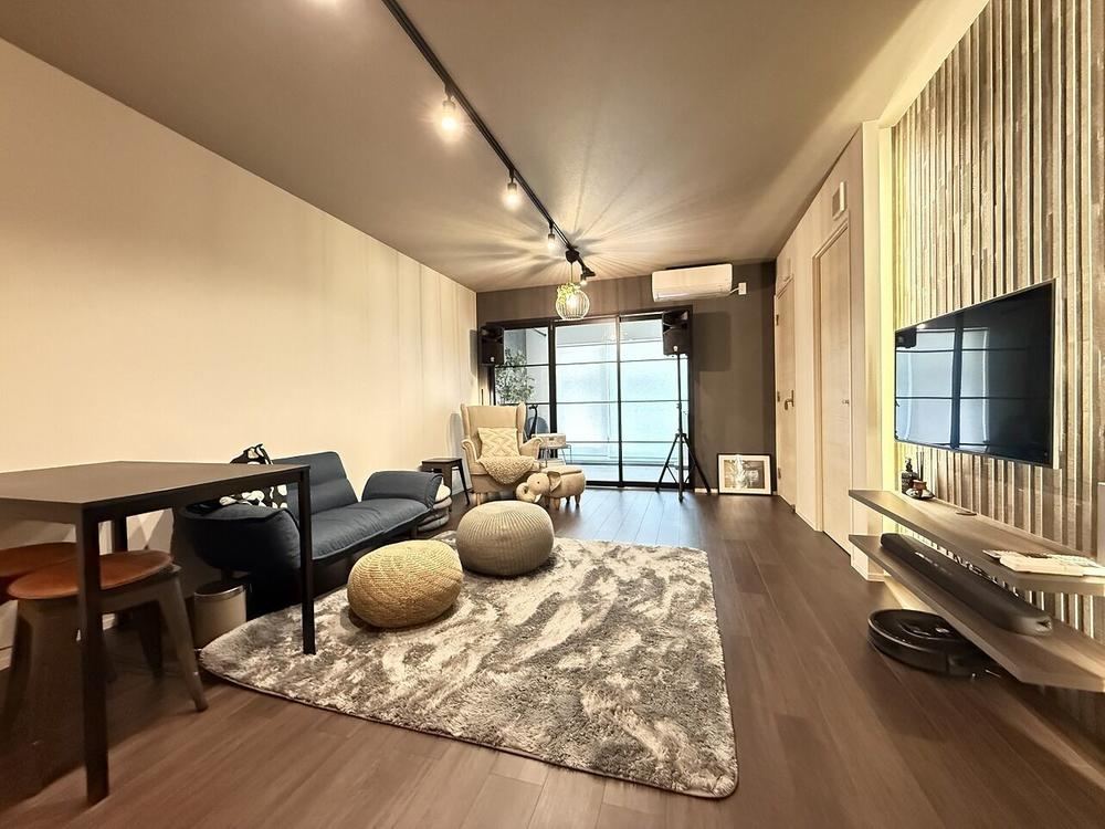 2LDK apartment in Chitose, Hokkaido - Photo 1