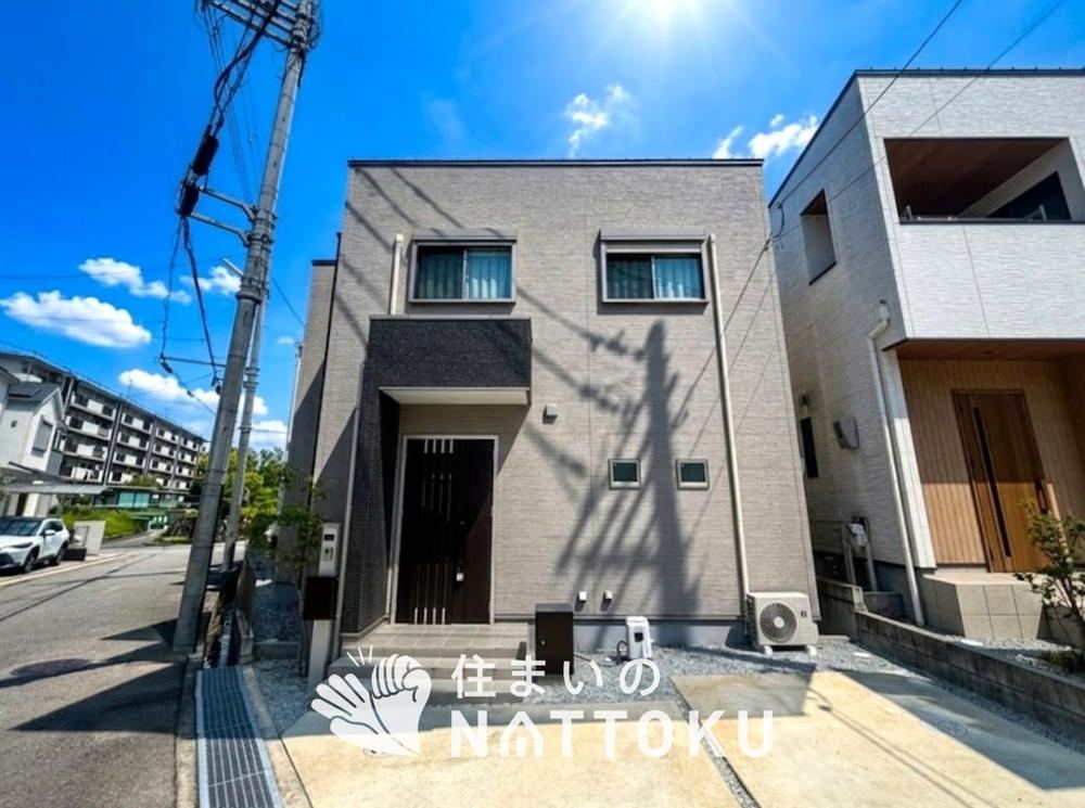 3LDK house in Hirakata, Osaka - Photo 1