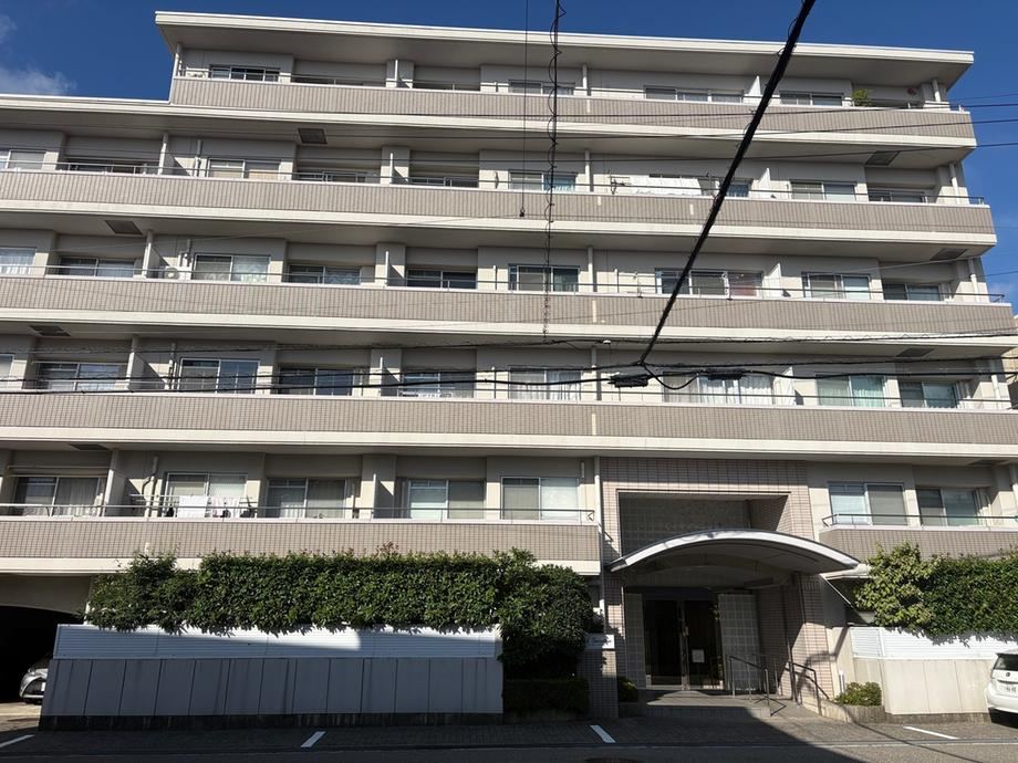 3LDK apartment in Kanazawa, Ishikawa - Photo 1