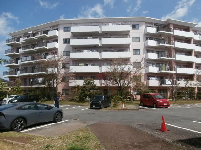 3LDK apartment in Ryugasaki, Ibaraki - Photo 1