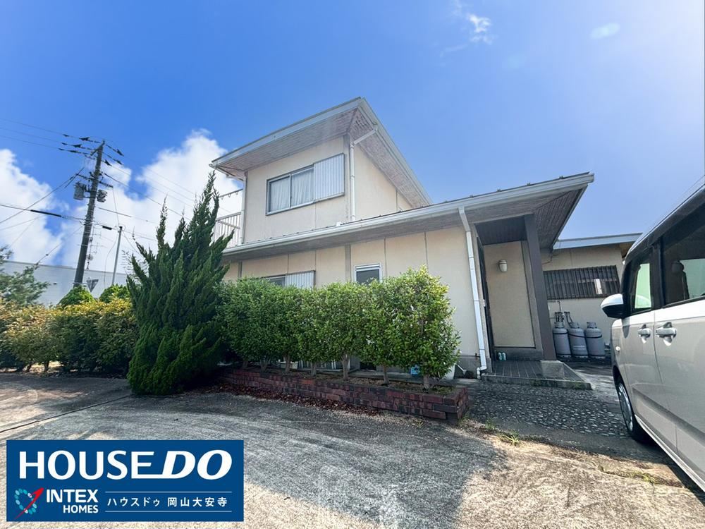 4LDK house in Minami Ward, Okayama - Photo 1