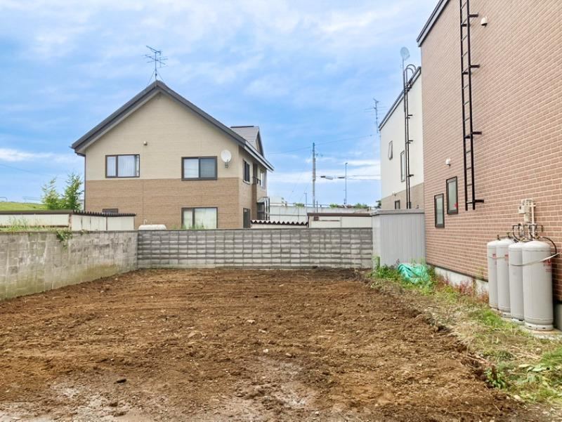 142 m² land in Shiroishi Ward, Sapporo, Hokkaido - Photo 1