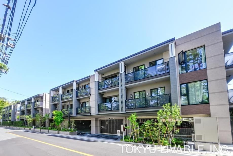 2LDK+S apartment in Nakahara Ward, Kawasaki, Kanagawa - Photo 1