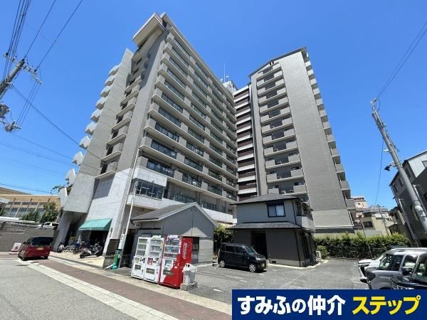 3LDK apartment in Nagata Ward, Kobe, Hyogo - Photo 1