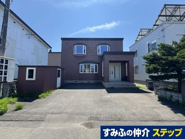 5LDK house in Kita Ward, Sapporo, Hokkaido - Photo 1