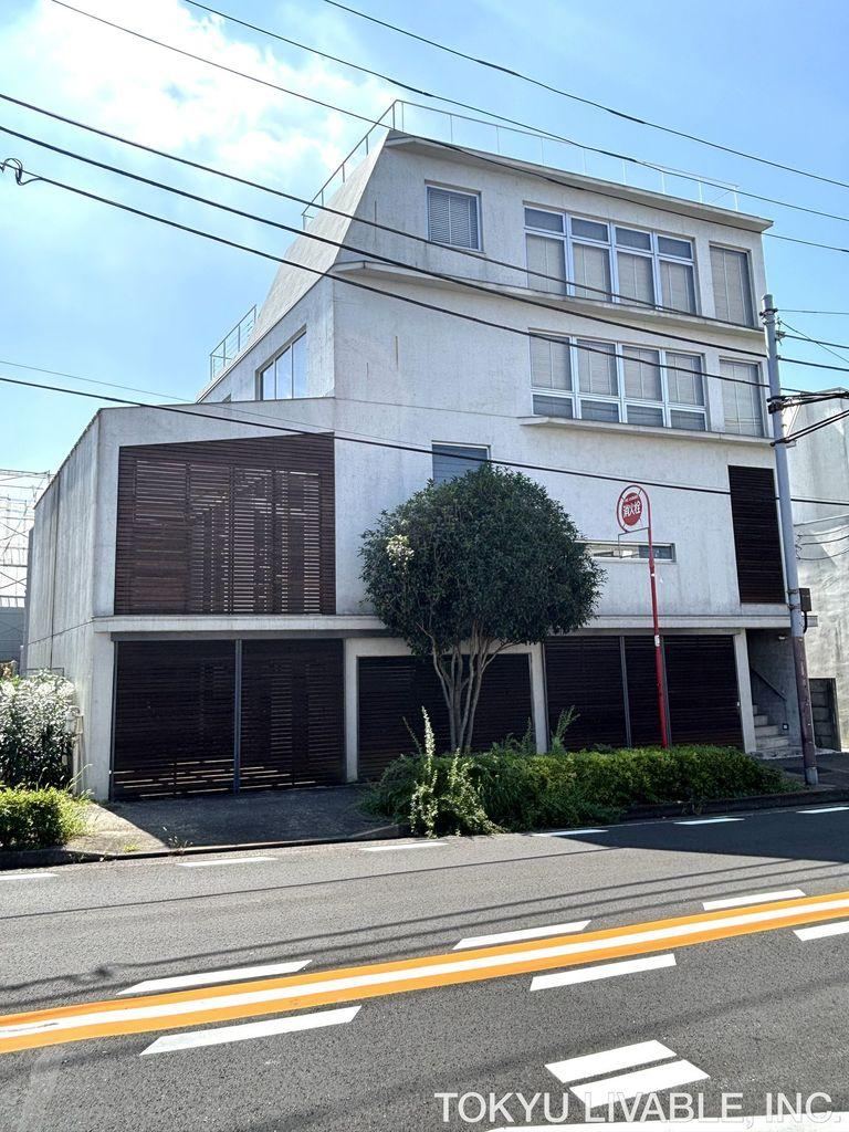 1LDK+S house in Setagaya Ward, Tokyo - Photo 1