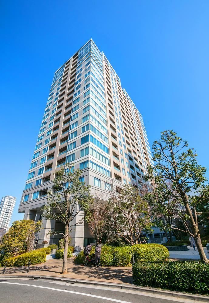 3LDK apartment in Minato Ward, Tokyo - Photo 1
