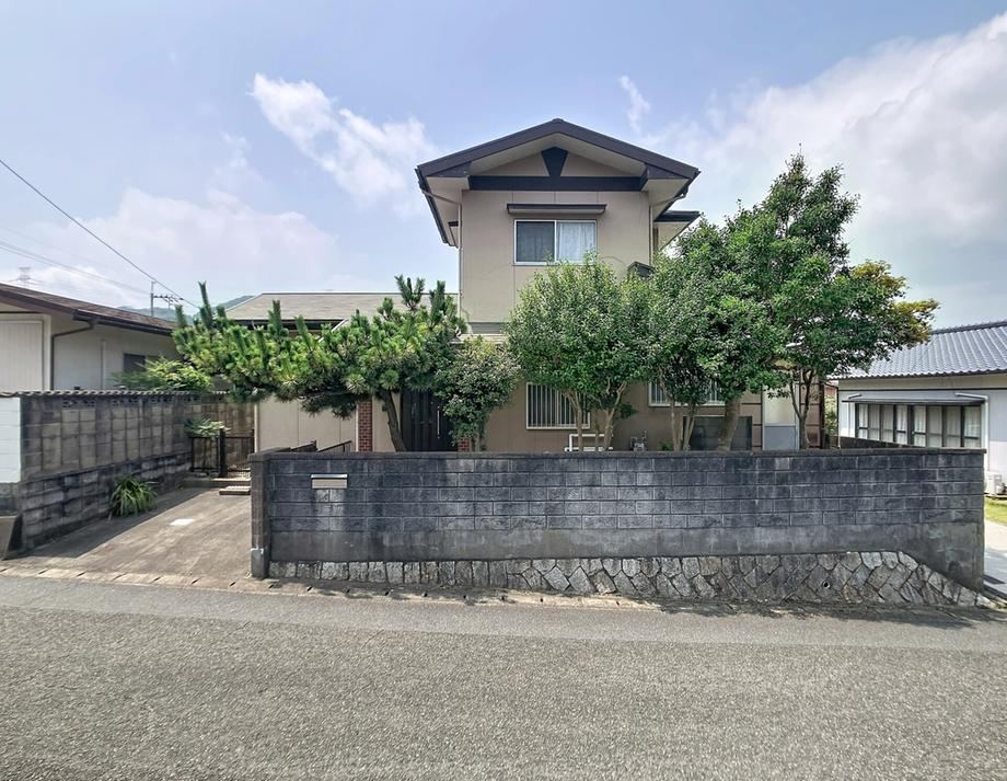 4LDK house in Shimonoseki, Yamaguchi - Photo 1