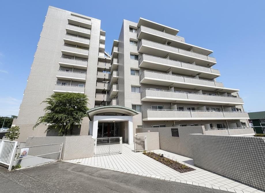 3LDK apartment in Kawagoe, Saitama - Photo 1