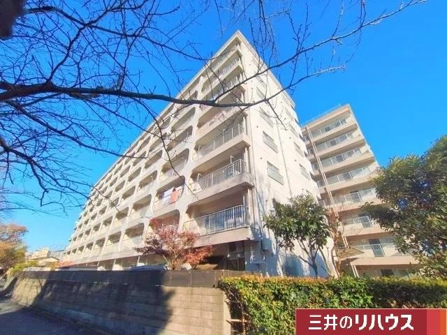 2LDK apartment in Edogawa Ward, Tokyo - Photo 1