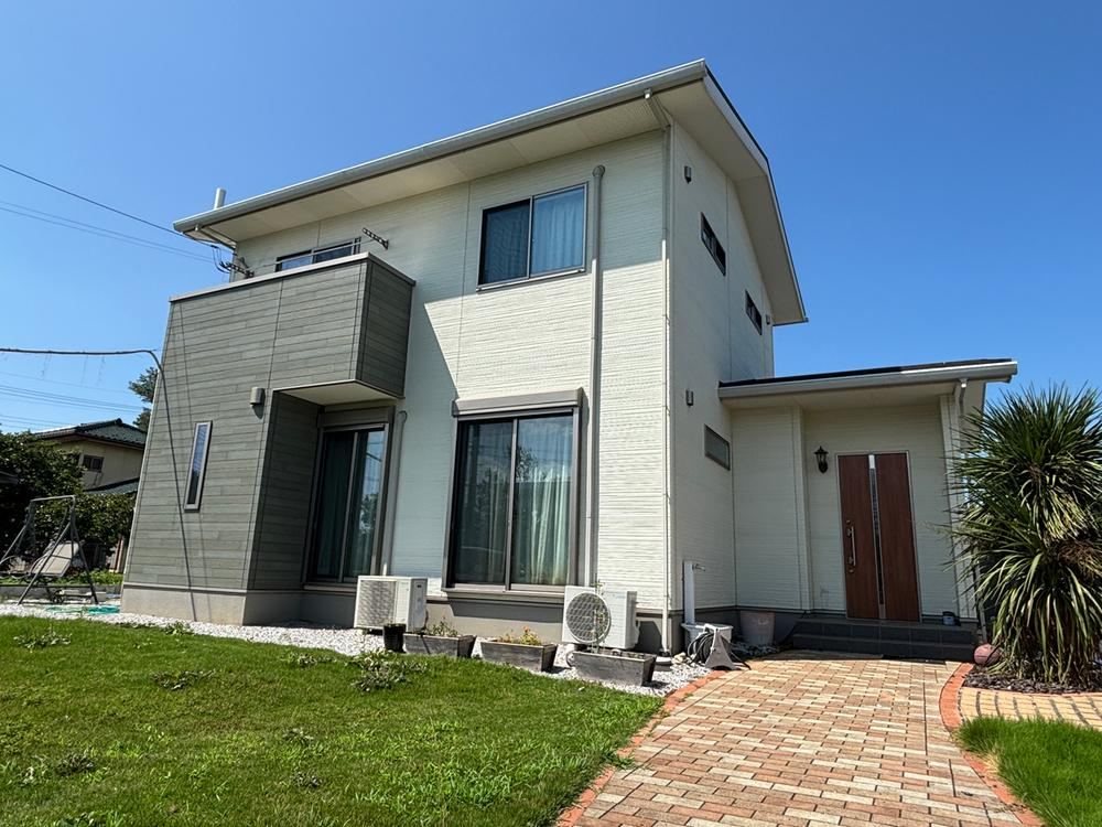 4LDK house in Higashimatsuyama, Saitama - Photo 1