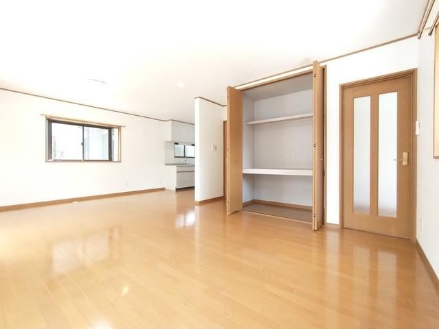 3LDK house in Kita Ward, Saitama - Photo 1