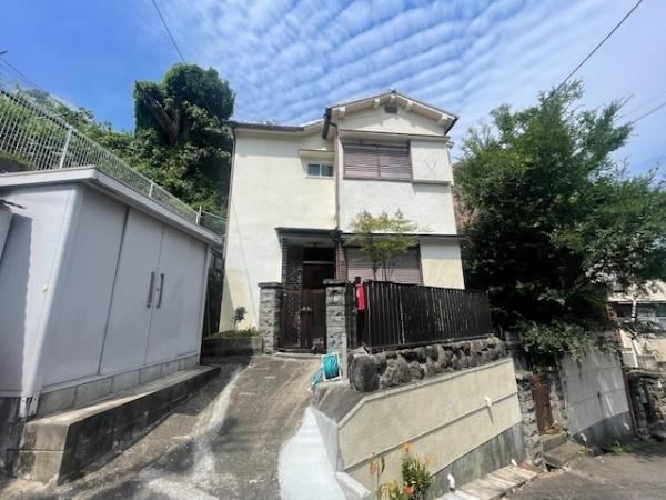 3DK house in Kashiwara, Osaka - Photo 1