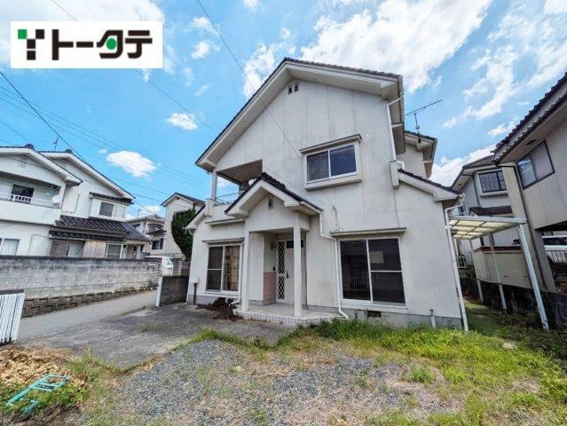4LDK house in Higashihiroshima, Hiroshima - Photo 1