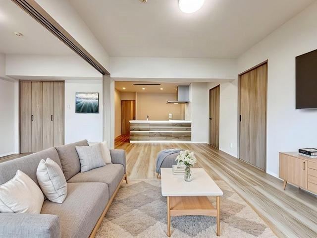 4LDK apartment in Chikushino, Fukuoka - Photo 1