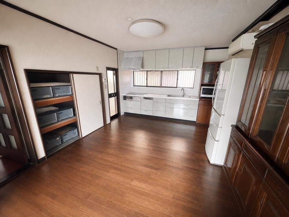 3LDK house in Kusatsu, Shiga - Photo 1