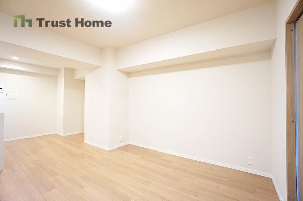 3LDK apartment in Chuo Ward, Kobe, Hyogo - Photo 1