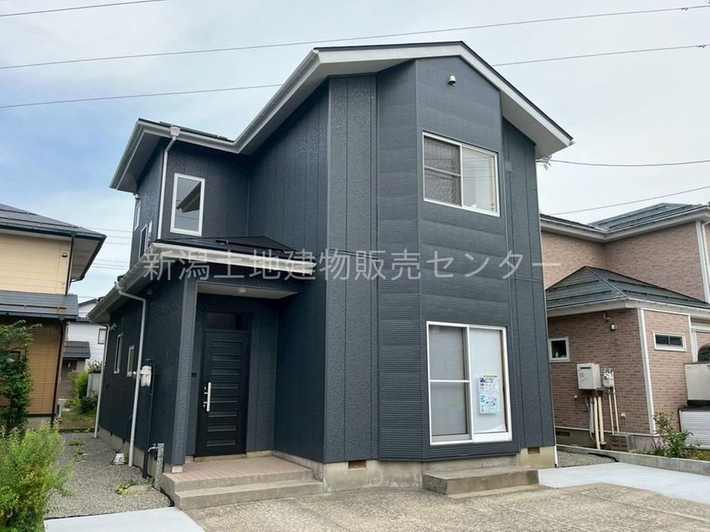 4LDK house in Sanjo, Niigata - Photo 1