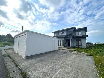 4LDK house in Nakaniikawa District