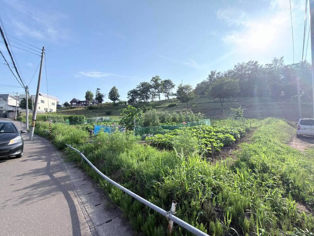 6564 m² land in Otaru, Hokkaido - Photo 1