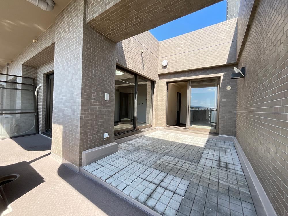 4LDK apartment in Yamatokoriyama, Nara - Photo 1