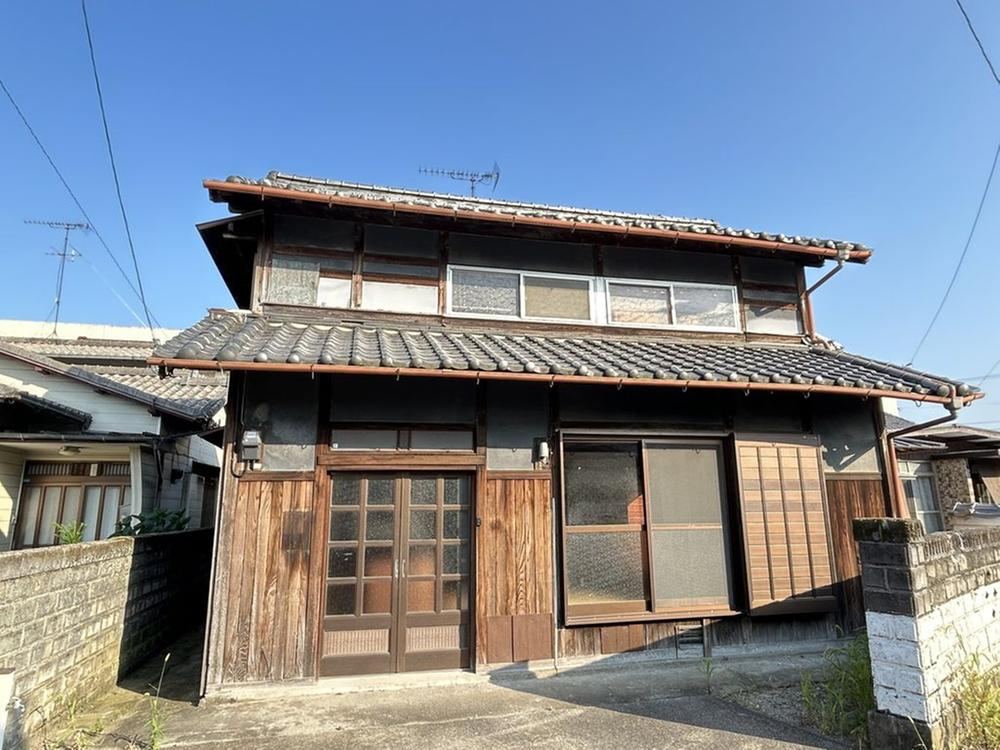 7DK house in Saijo, Ehime - Photo 1