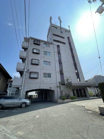 2LDK apartment in Wakayama, Wakayama - Photo 1