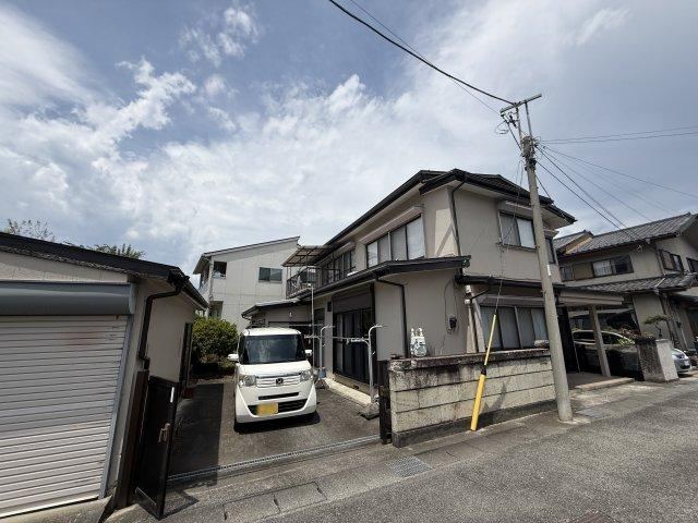 5LDK+2S house in Kofu, Yamanashi - Photo 1