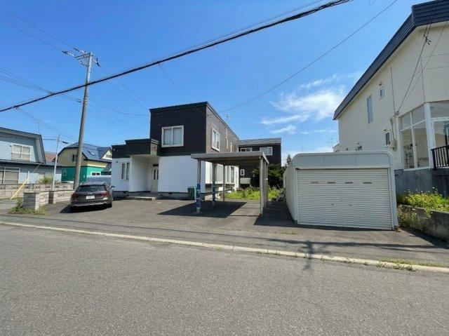 4LDK house in Teine Ward, Sapporo, Hokkaido - Photo 1