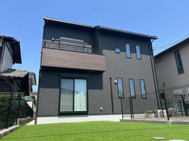 5LDK house in Fujisawa, Kanagawa - Photo 1