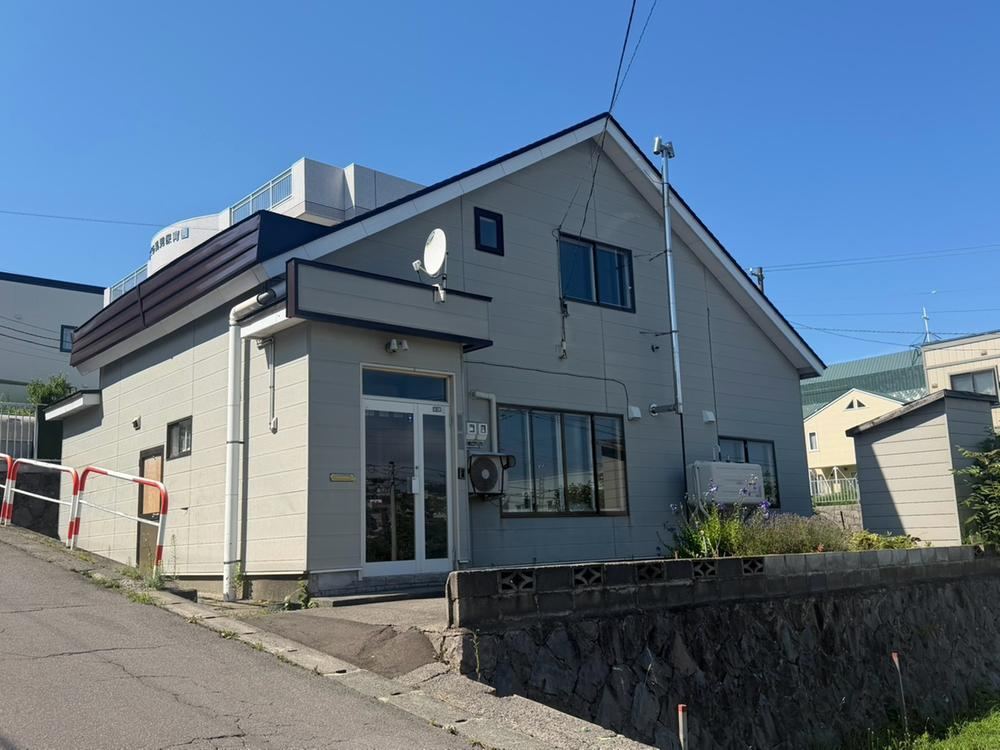 4LDK+S house in Otaru, Hokkaido - Photo 1