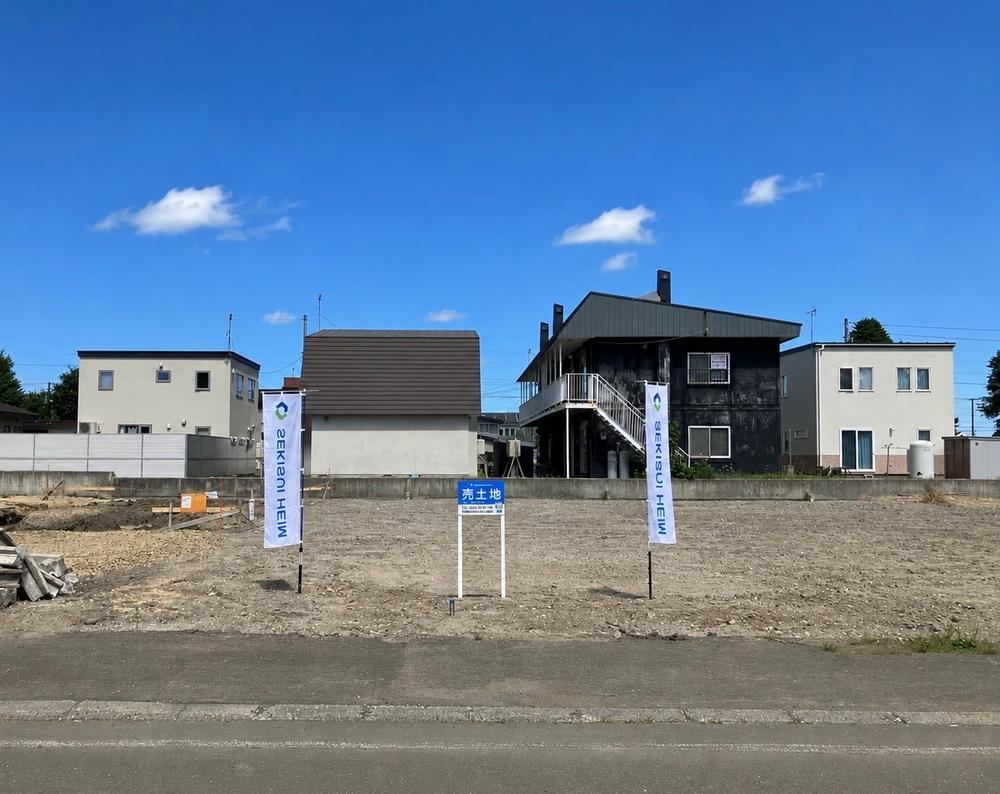 245 m² land in Eniwa, Hokkaido - Photo 1