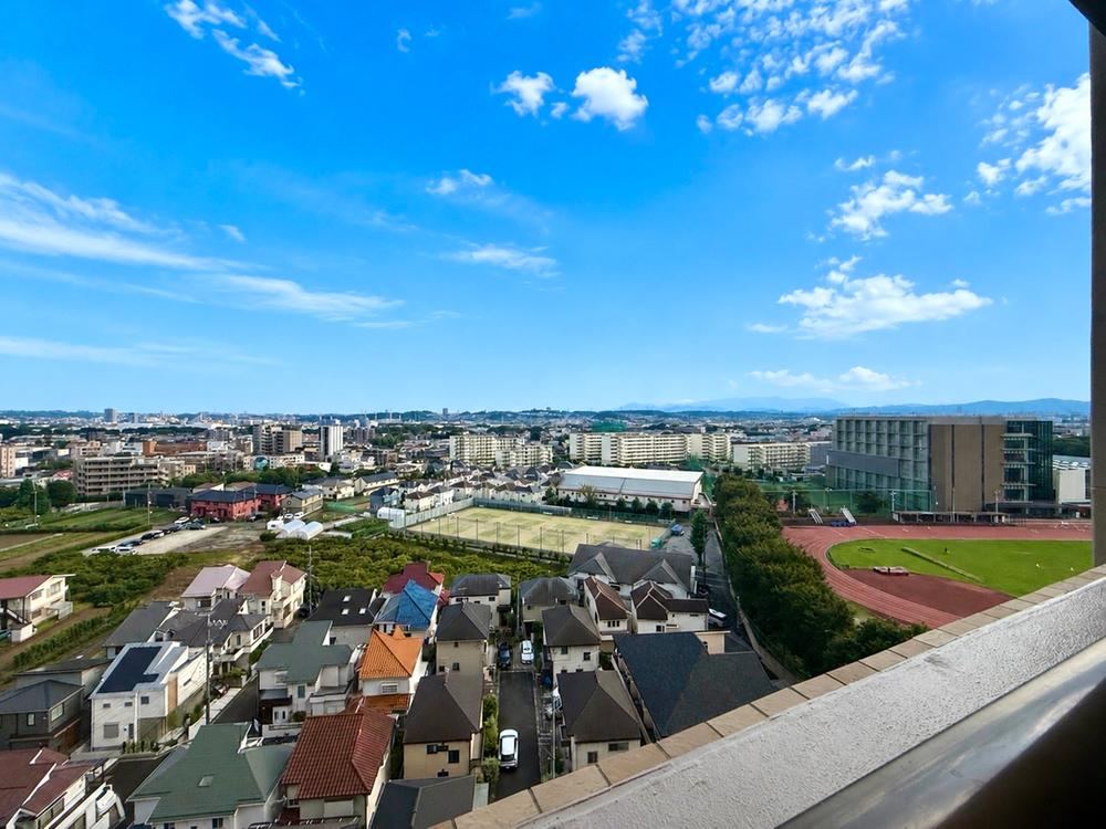 3LDK apartment in Kunitachi, Tokyo - Photo 1