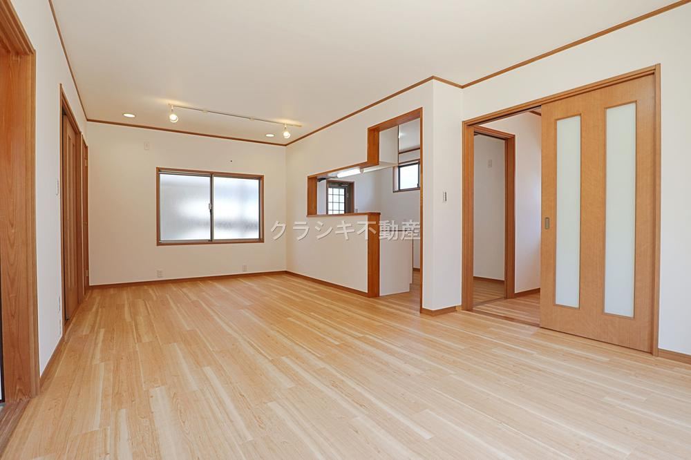 4LDK house in Kurashiki, Okayama - Photo 1